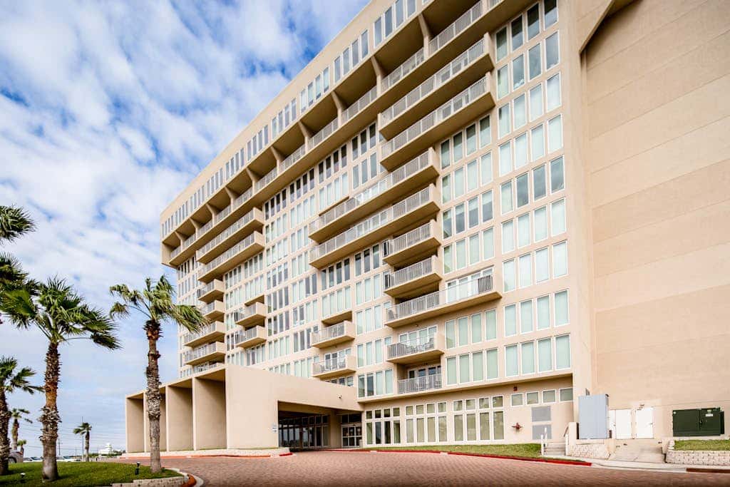 Solare Tower 705 - Gulf-Front, Ocean Views & Pool