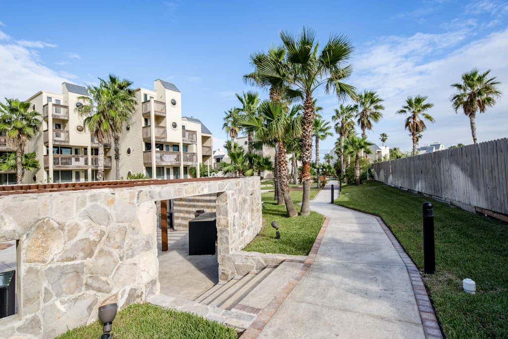 Solare Tower 705 - Gulf-Front, Ocean Views & Pool