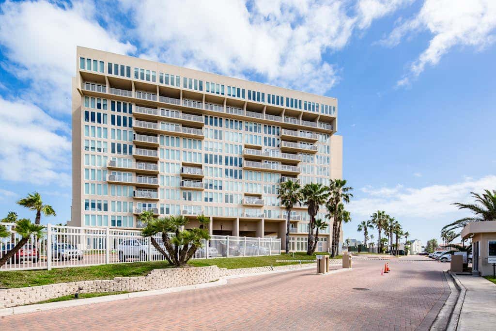 Solare Tower 705 - Gulf-Front, Ocean Views & Pool