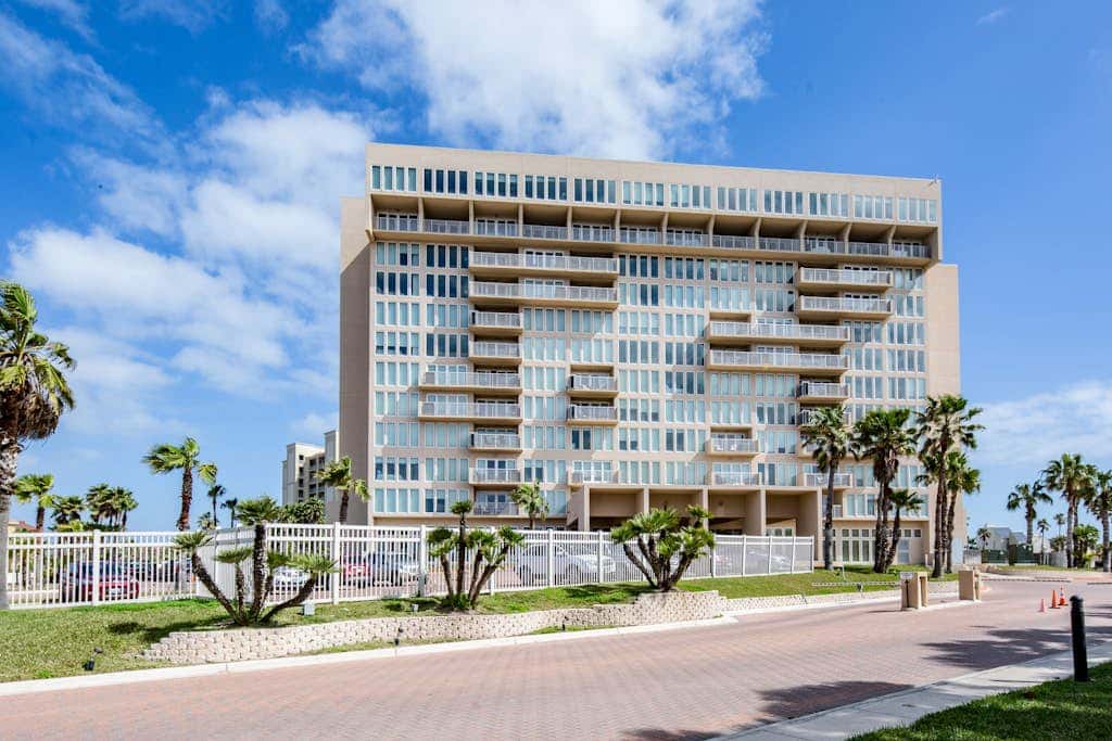 Solare Tower 705 - Gulf-Front, Ocean Views & Pool