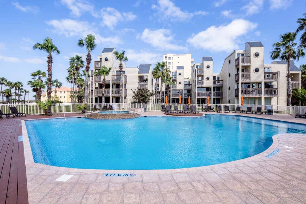 Solare Tower 705 - Gulf-Front, Ocean Views & Pool