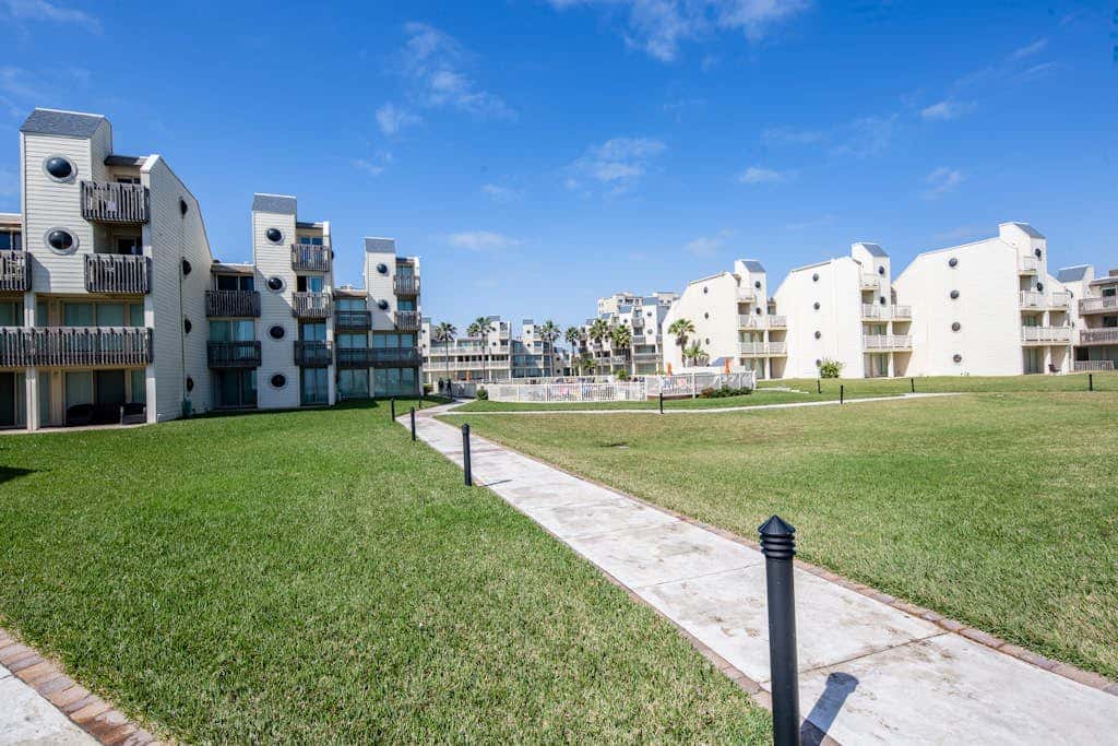 Solare Tower 705 - Gulf-Front, Ocean Views & Pool