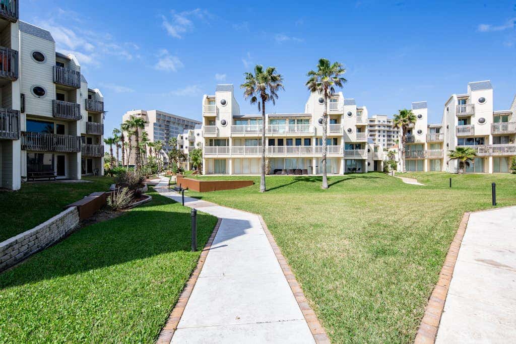 Solare Tower 705 - Gulf-Front, Ocean Views & Pool
