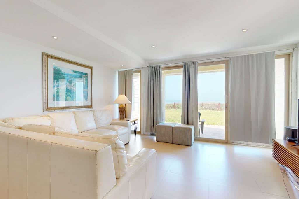 Solare Garden Villa 220