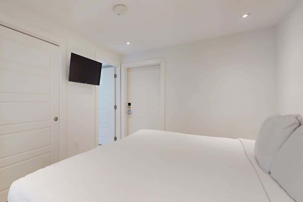 Solare Garden Villa 220