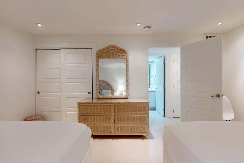 Solare Garden Villa 220