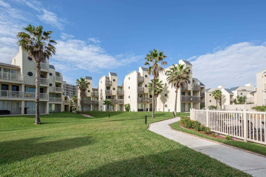 Solare Garden Villa 220