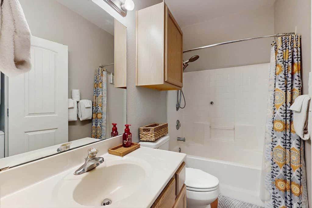 Palm Bay 505 - Heated Pool, Close to the Beach