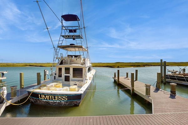 Modern Townhouse with Gulf & Lake Padre Views, WiFi, Central AC, & Washer/Dryer