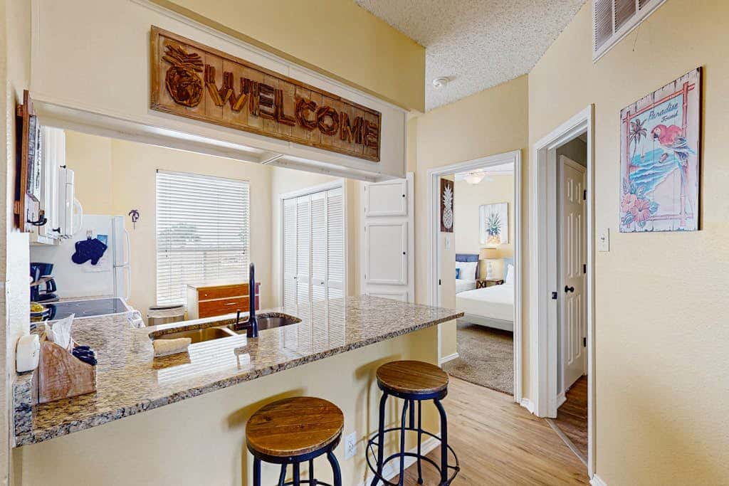 Beach Club 276 - Heated Pool, 2 Hot Tubs, Dogs OK