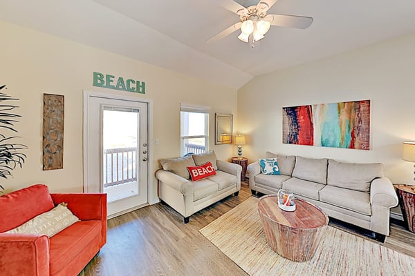 Island Escape | 2 Pools | Walk to Beach, Near Dining