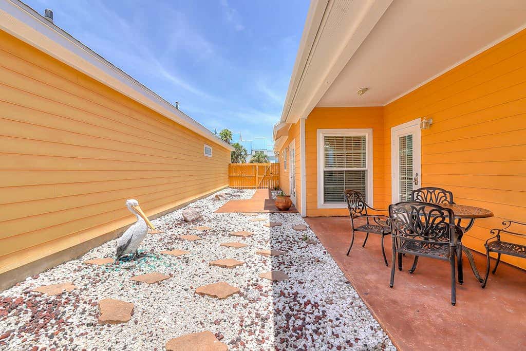 Marquesas 310 - Pool, Covered Patio & Dogs OK