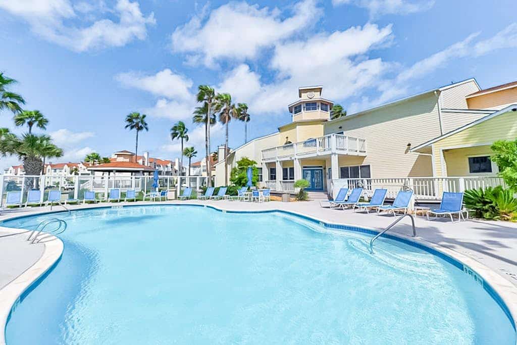 Completely renovated dog-friendly condo w/hot tub & pool - short walk to beach