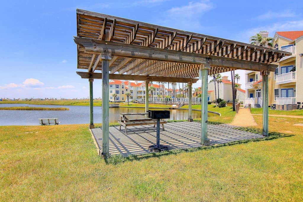 Beach Club - Turtle Ranch