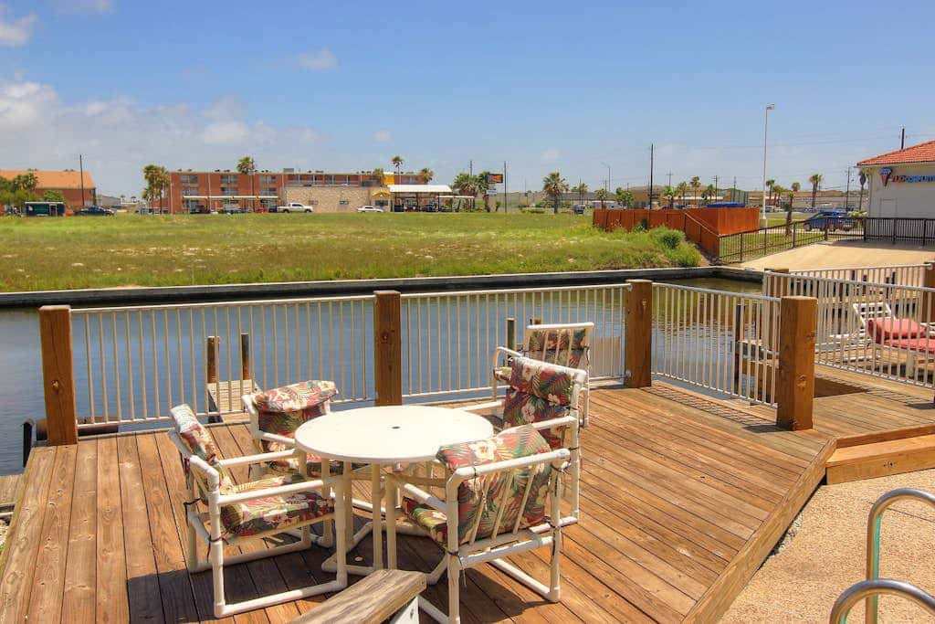 Mystic Harbor 104 - Pool & Dock Near the Beach