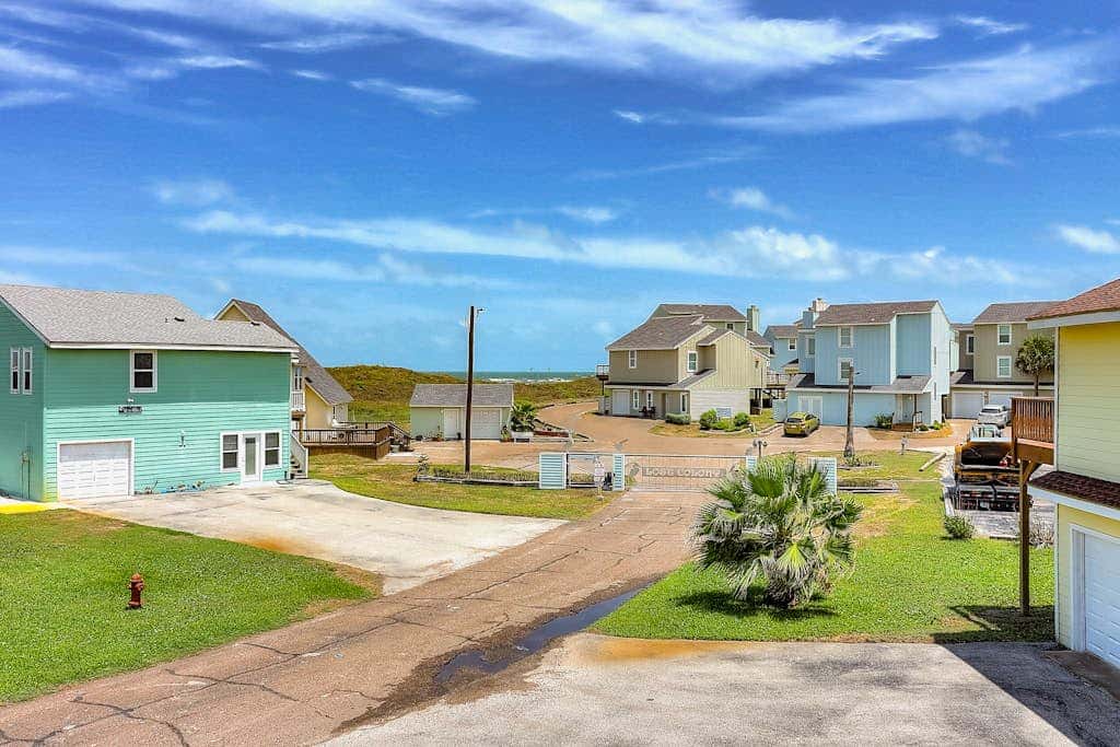 Lost Colony Seahorse Villa