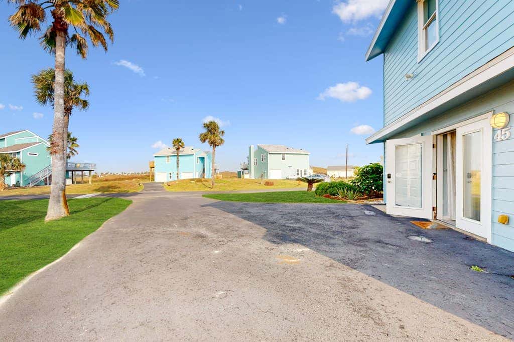 Lost Colony Seahorse Villa