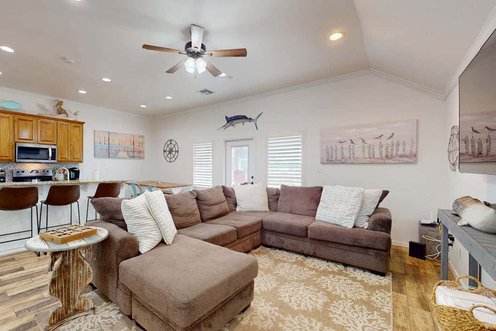 Bella Vista #25 - Water Views, Pool & Hot Tub