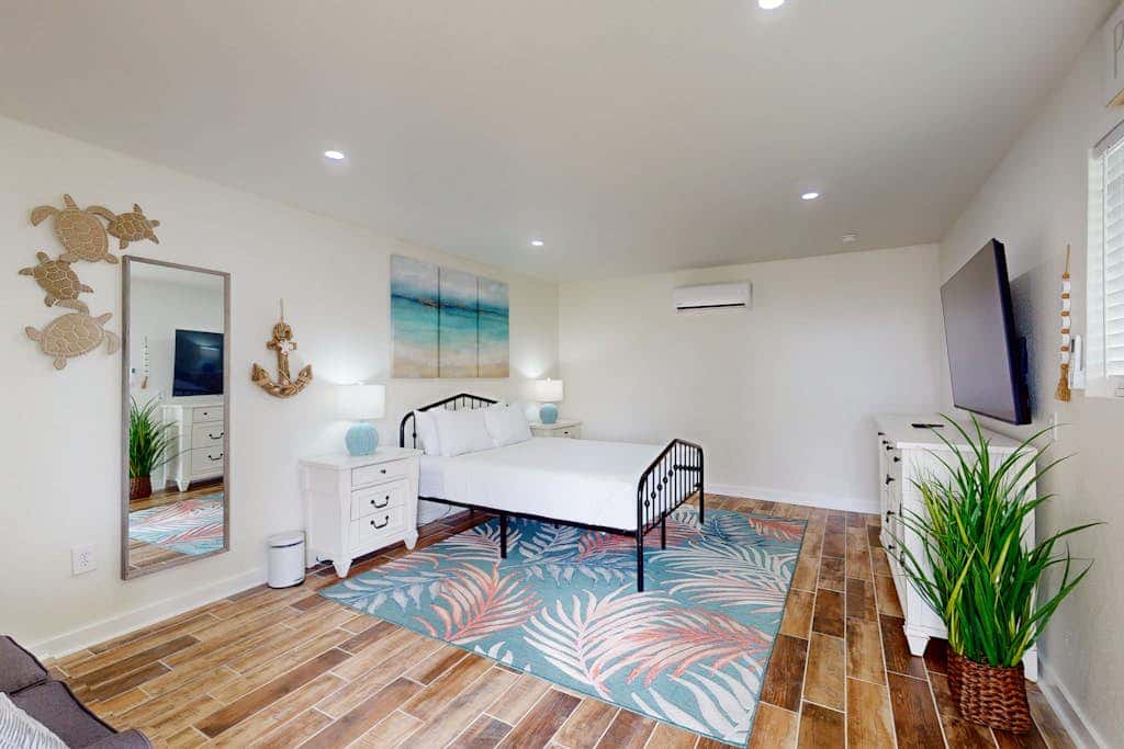 Bella Vista #25 - Water Views, Pool & Hot Tub