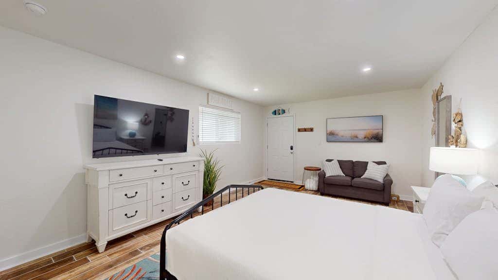 Bella Vista #25 - Water Views, Pool & Hot Tub