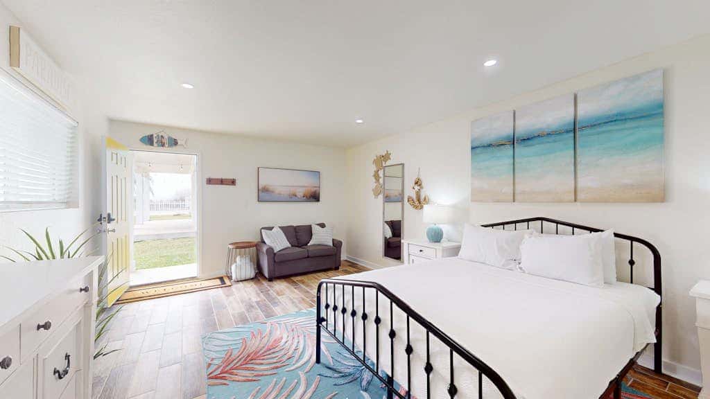 Bella Vista #25 - Water Views, Pool & Hot Tub