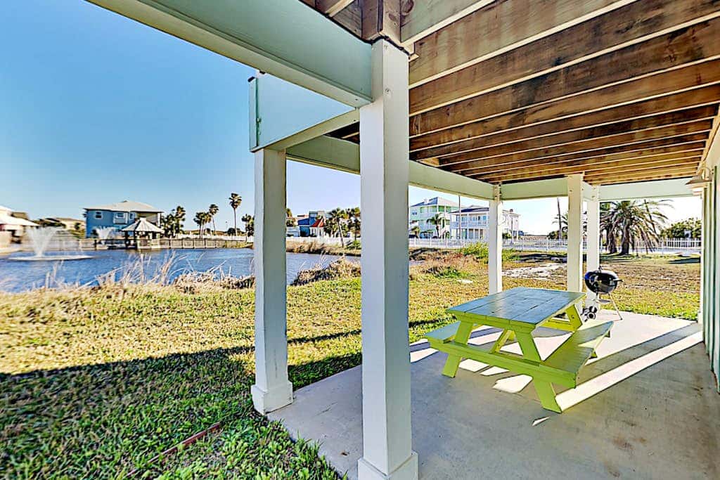 Bella Vista #25 - Water Views, Pool & Hot Tub