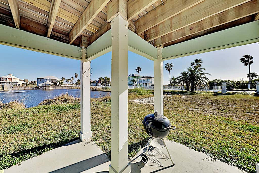 Bella Vista #25 - Water Views, Pool & Hot Tub