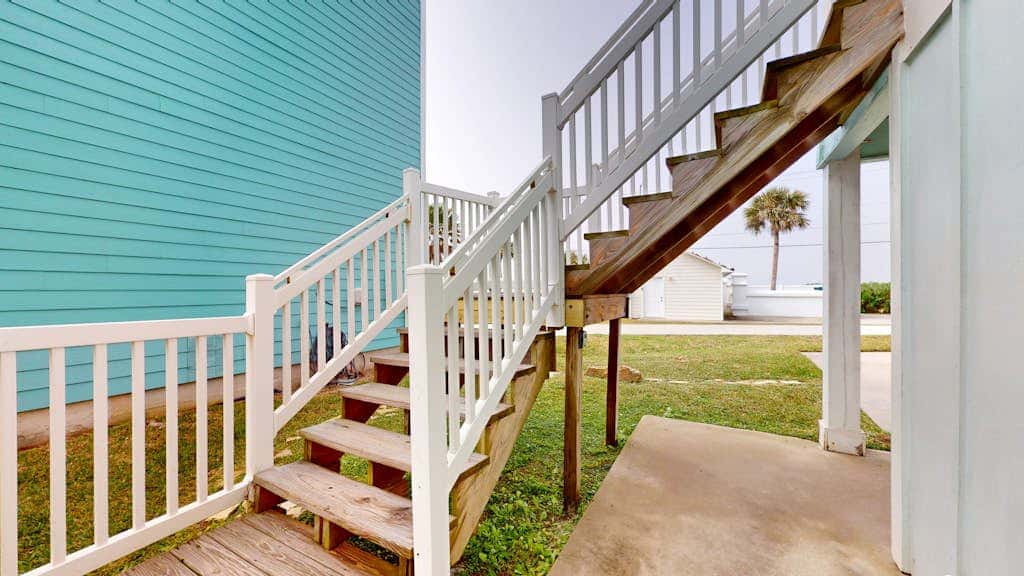 Bella Vista #25 - Water Views, Pool & Hot Tub