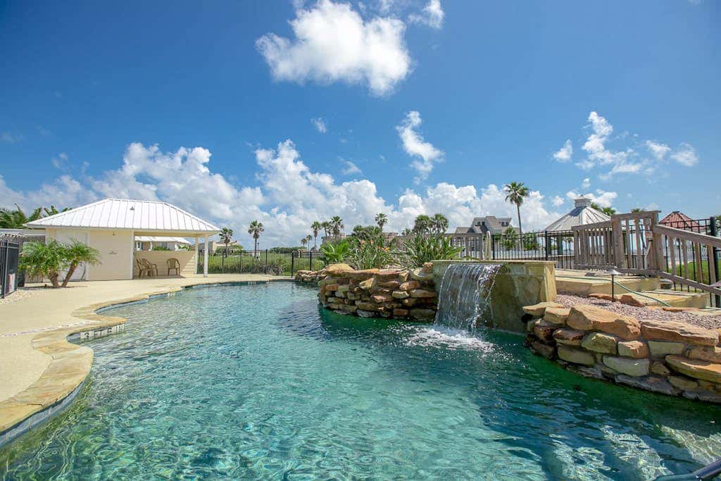Bella Vista #25 - Water Views, Pool & Hot Tub