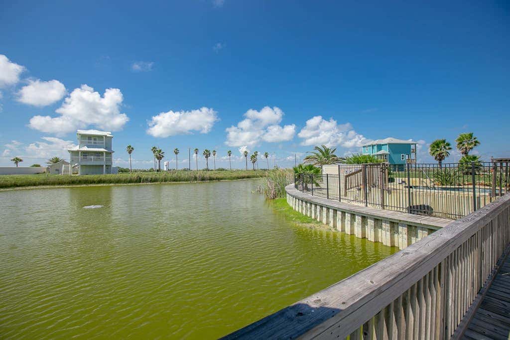 Bella Vista #25 - Water Views, Pool & Hot Tub