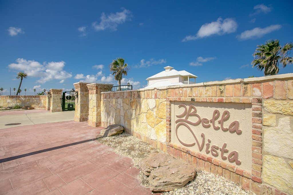 Bella Vista #25 - Water Views, Pool & Hot Tub