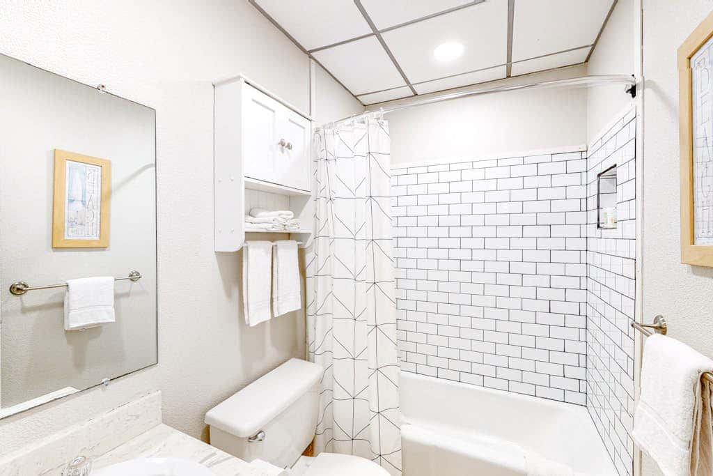 Unit 32, Island Retreat Resort