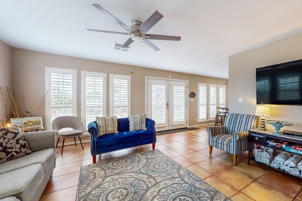 Festive Beach Retreat | Large Deck & Lovely Views | Walk 2 Blocks to the Gulf