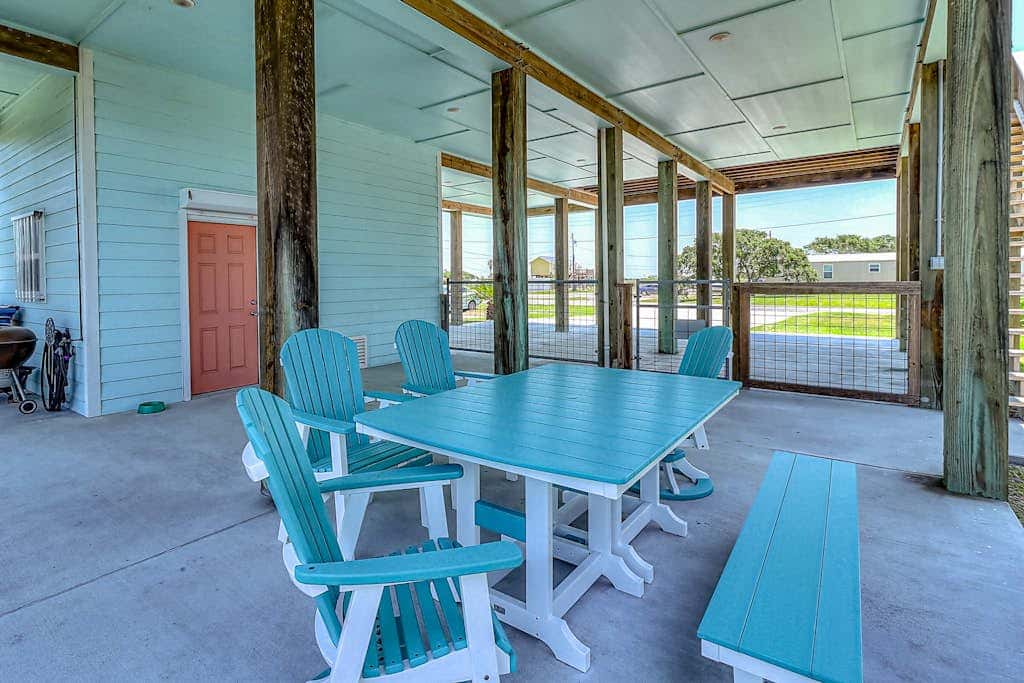 The Sea Glass Inn - Ocean Views, Yard & Dogs OK