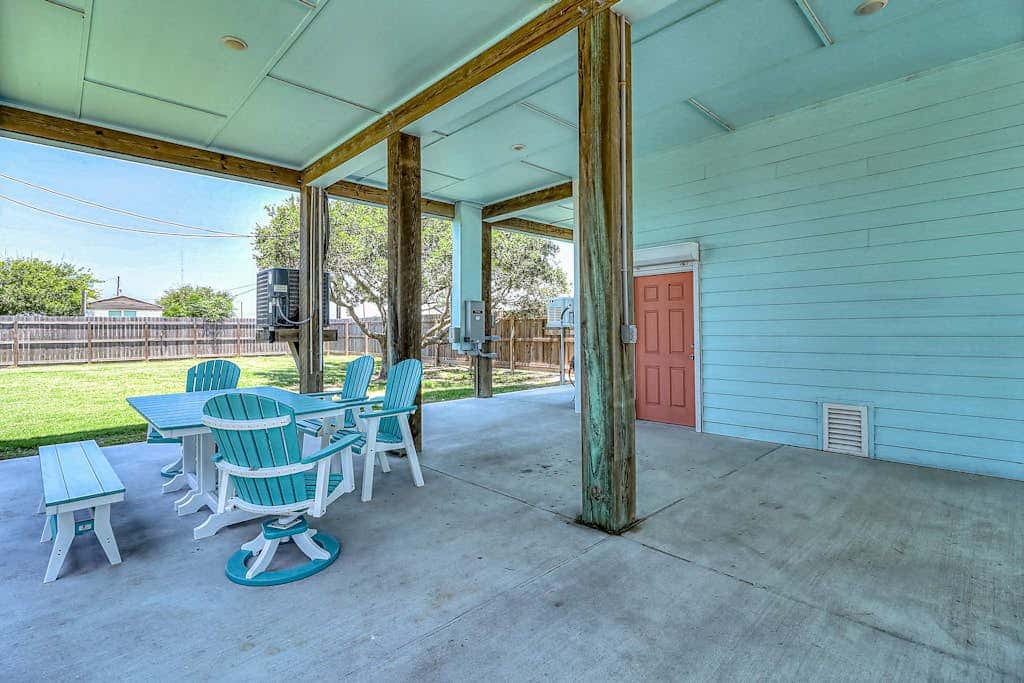 The Sea Glass Inn - Ocean Views, Yard & Dogs OK