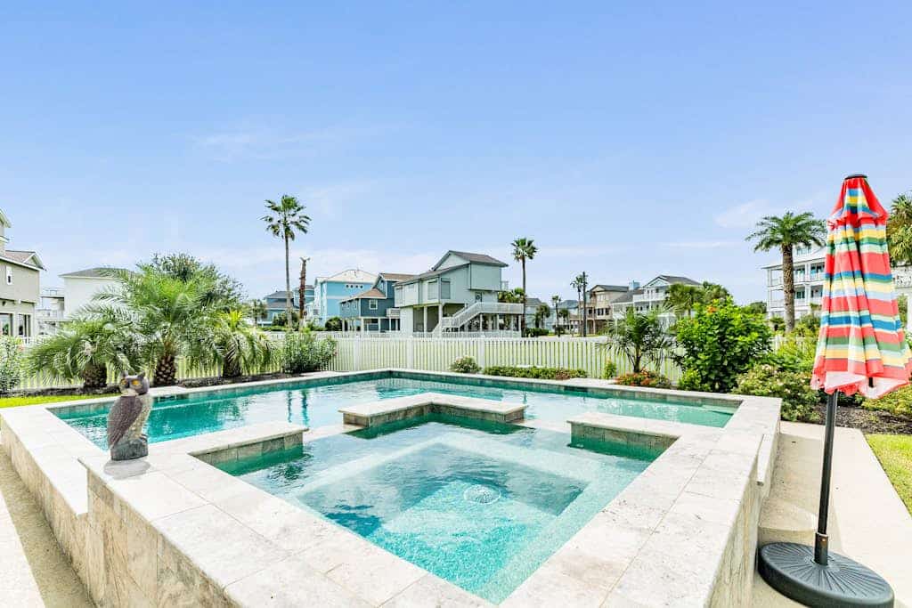 Charming home with private pool and hot tub, fast WiFi, and central AC