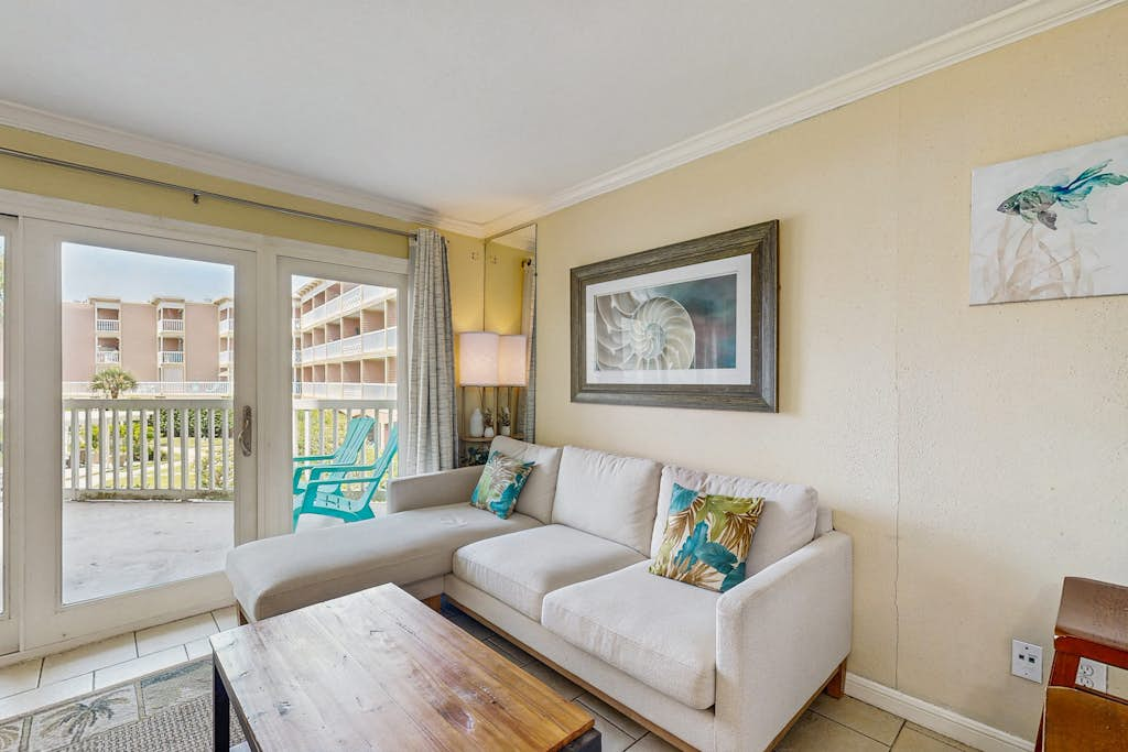 Victorian Condos Barefoot Beach Haven