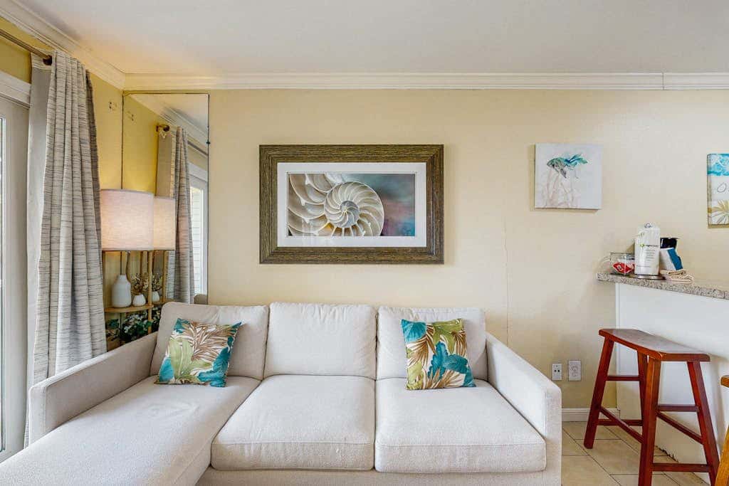 Victorian Condos Barefoot Beach Haven