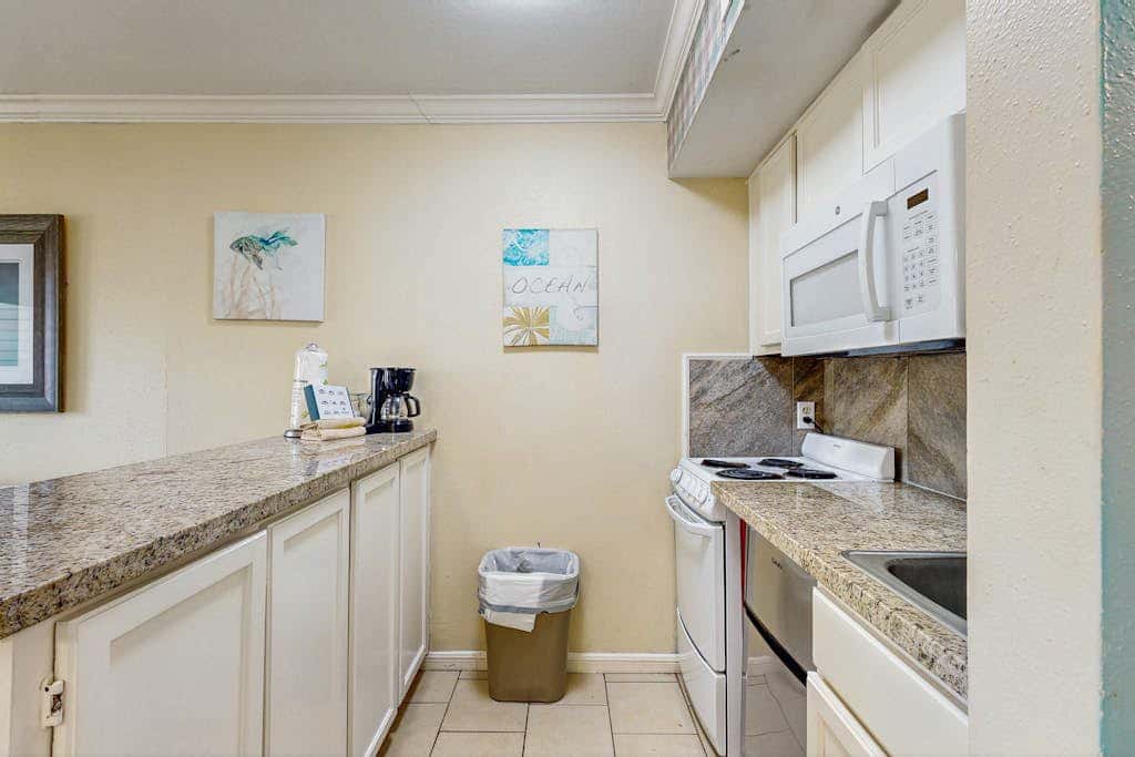 Victorian Condos Barefoot Beach Haven
