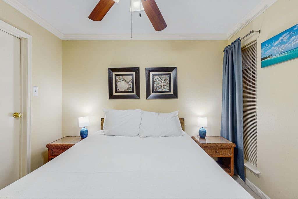 Victorian Condos Barefoot Beach Haven