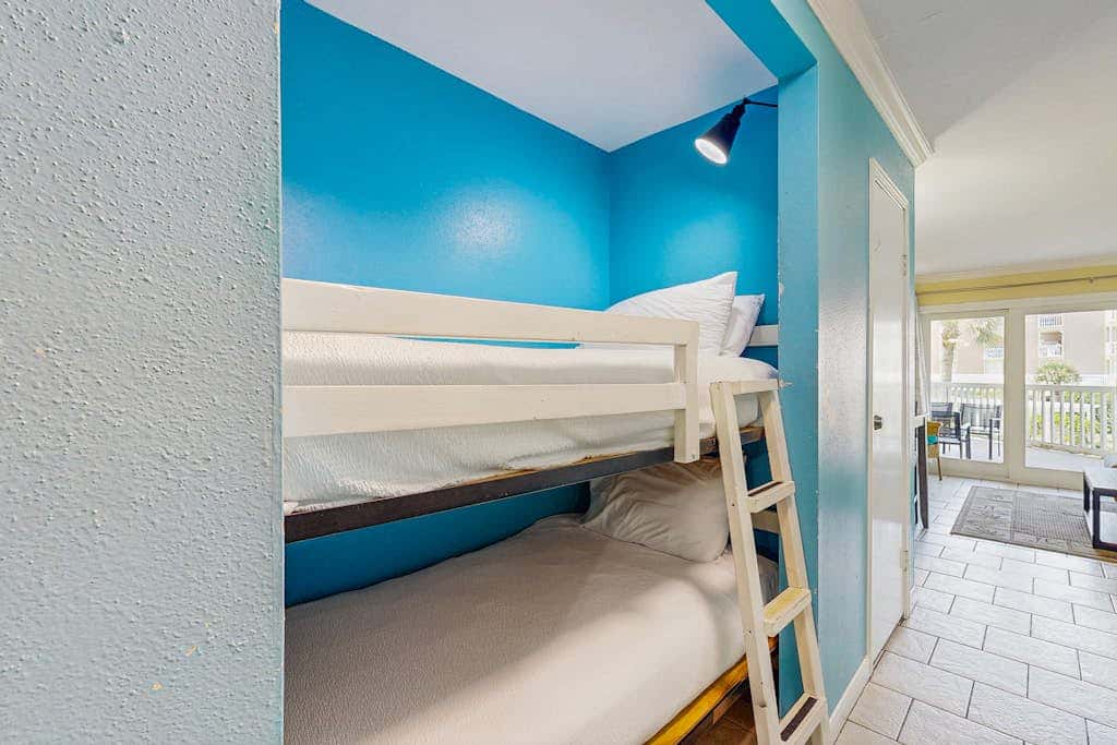 Victorian Condos Barefoot Beach Haven