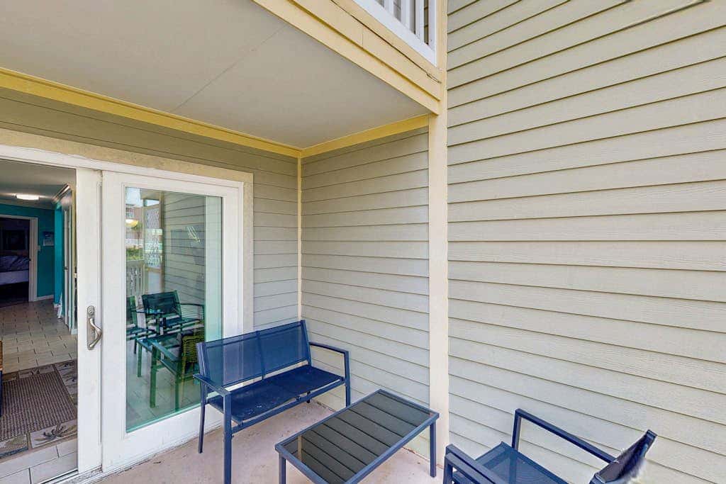 Victorian Condos Barefoot Beach Haven