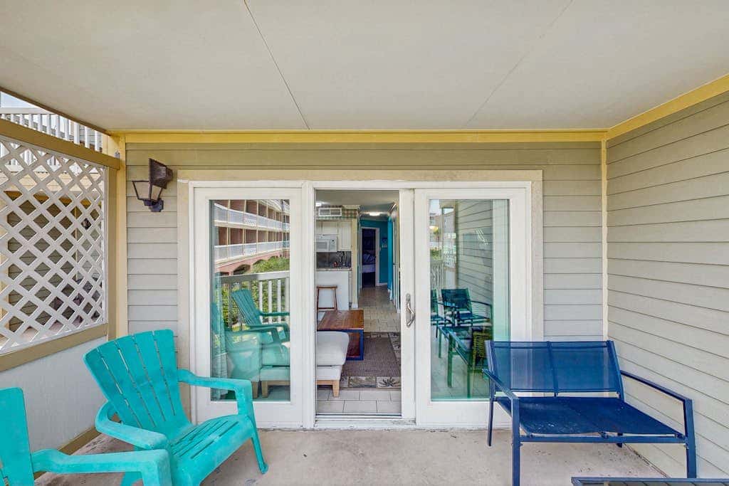 Victorian Condos Barefoot Beach Haven