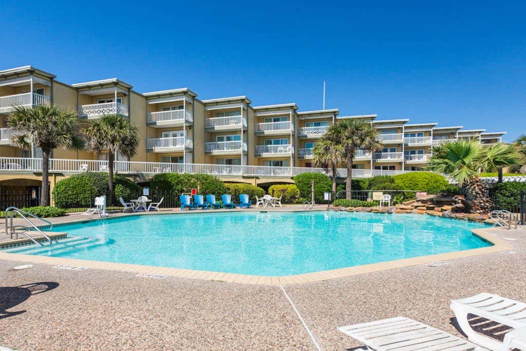 Victorian Condos Barefoot Beach Haven