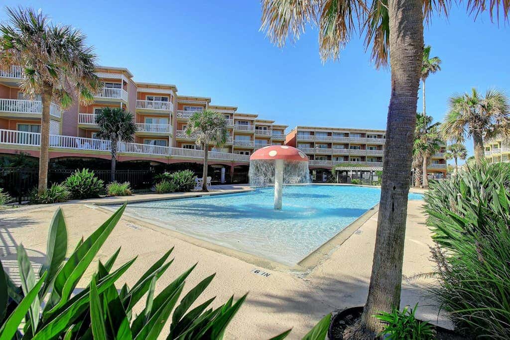Victorian Condos Barefoot Beach Haven