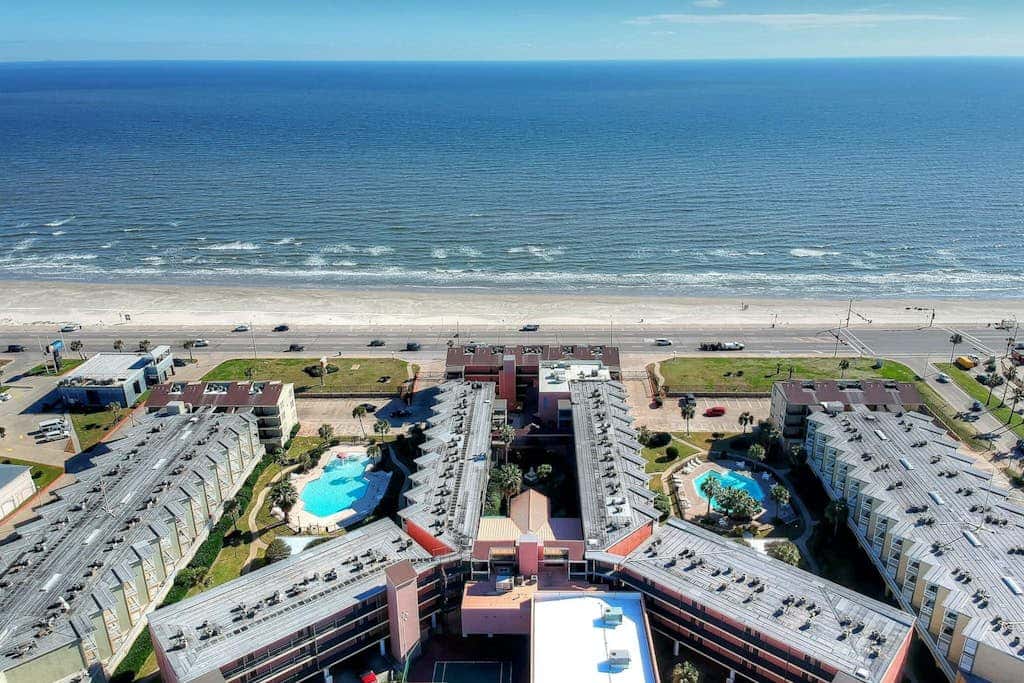 Victorian Condos Barefoot Beach Haven