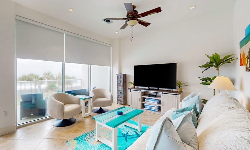 Beachfront condo with beach access and shared amenities