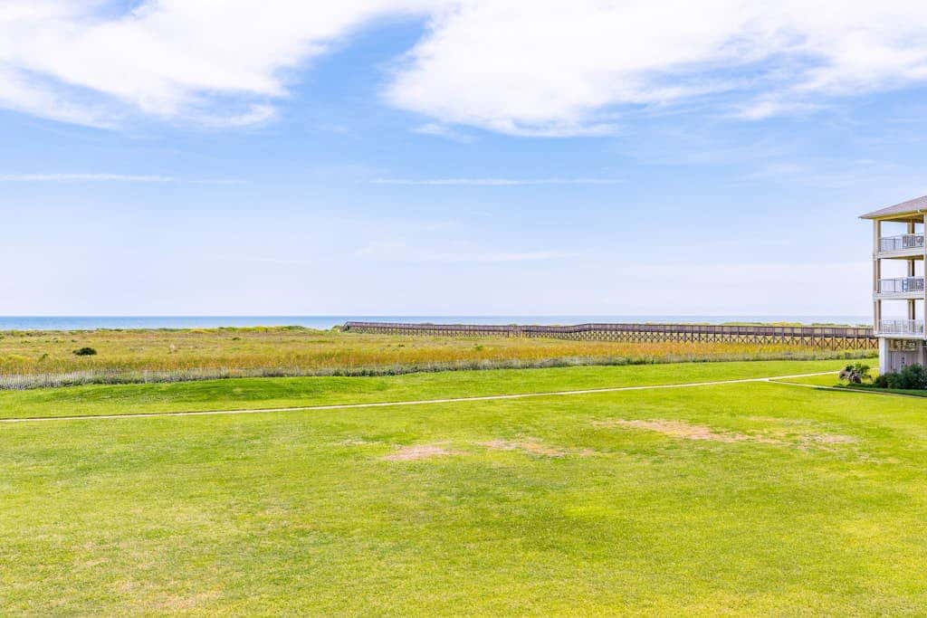 Pointe West Resort - OceanScape