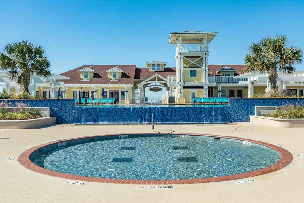 Pointe West Resort - OceanScape