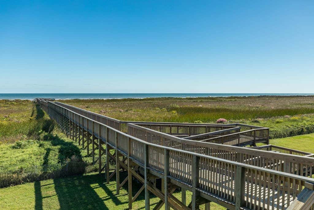 Pointe West Resort - OceanScape